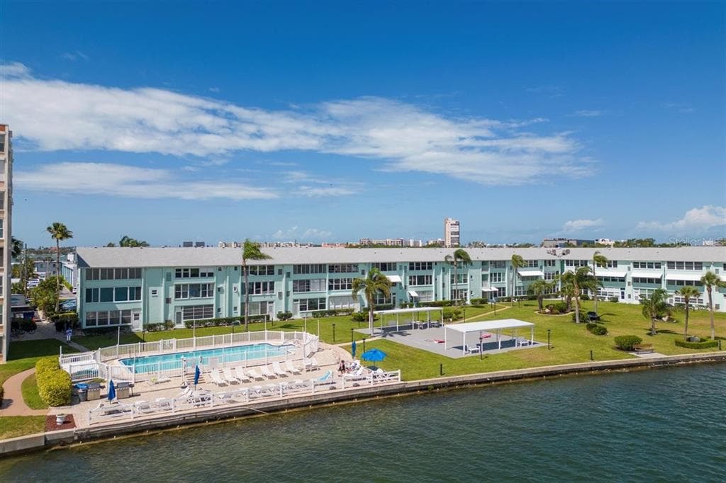 1819 SHORE DRIVE S UNIT 217 SOUTH PASADENA, FL 33707