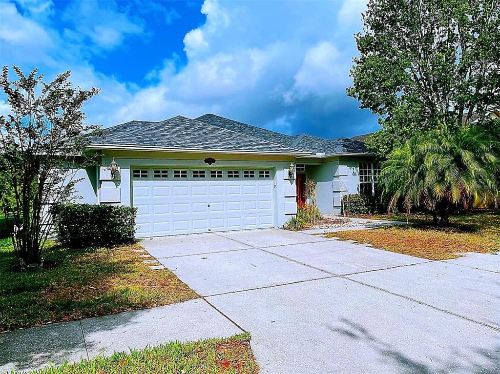 10822 BREAKING ROCKS DRIVE TAMPA, FL 33647