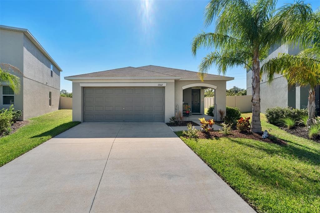 17002 YELLOW PINE STREET WIMAUMA, FL 33598