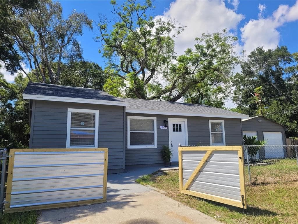 845 46TH STREET S ST PETERSBURG, FL 33711
