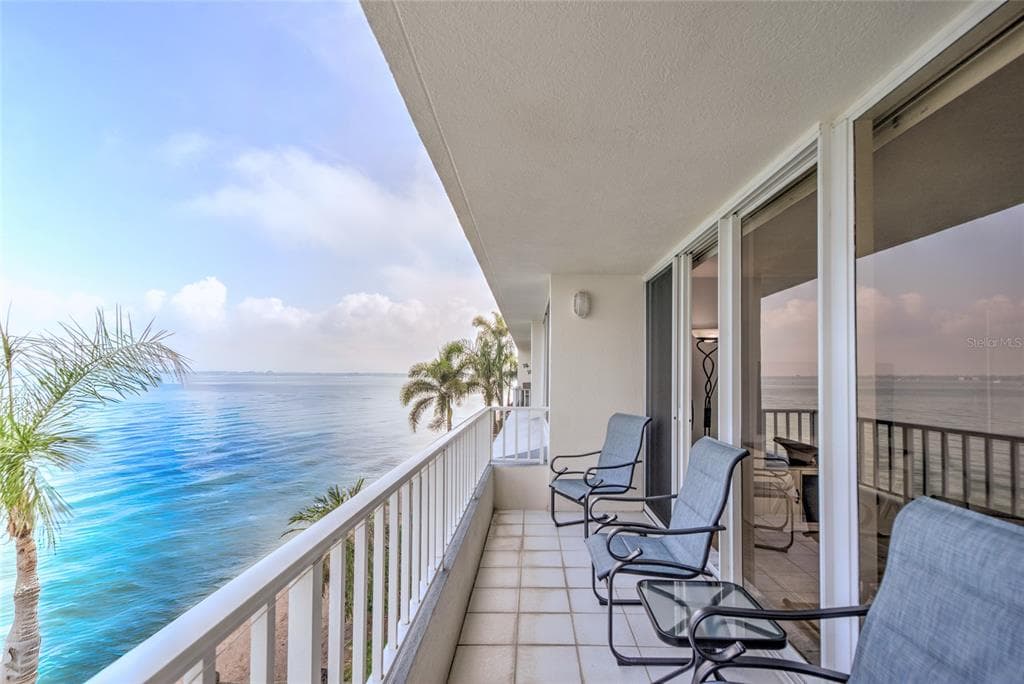 5279 ISLA KEY BOULEVARD S UNIT 212 ST PETERSBURG, FL 33715