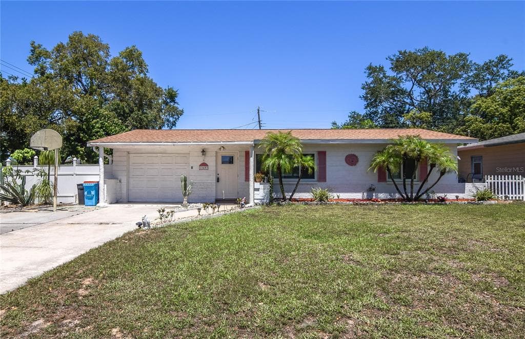 13697 88TH AVENUE SEMINOLE, FL 33776