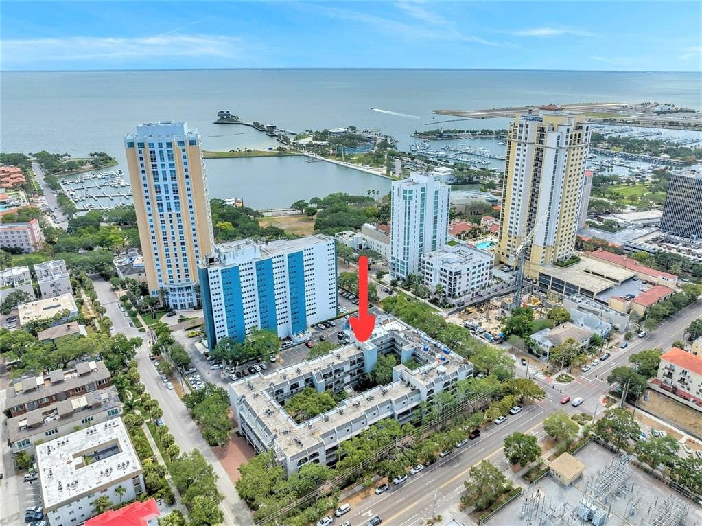 105 4TH AVENUE NE UNIT 626 ST PETERSBURG, FL 33701