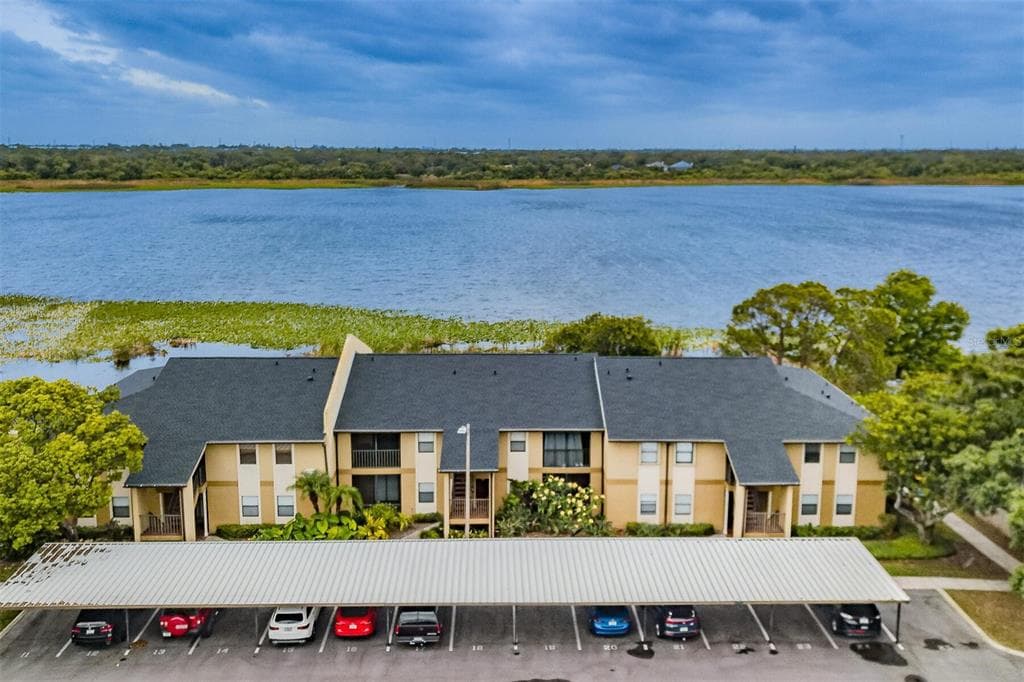 10103 SAILWINDS BOULEVARD N UNIT 203 LARGO, FL 33773