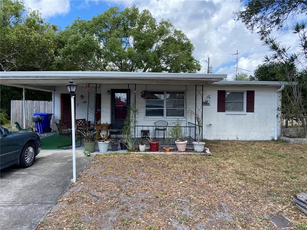 10357 111TH AVENUE N LARGO, FL 33773