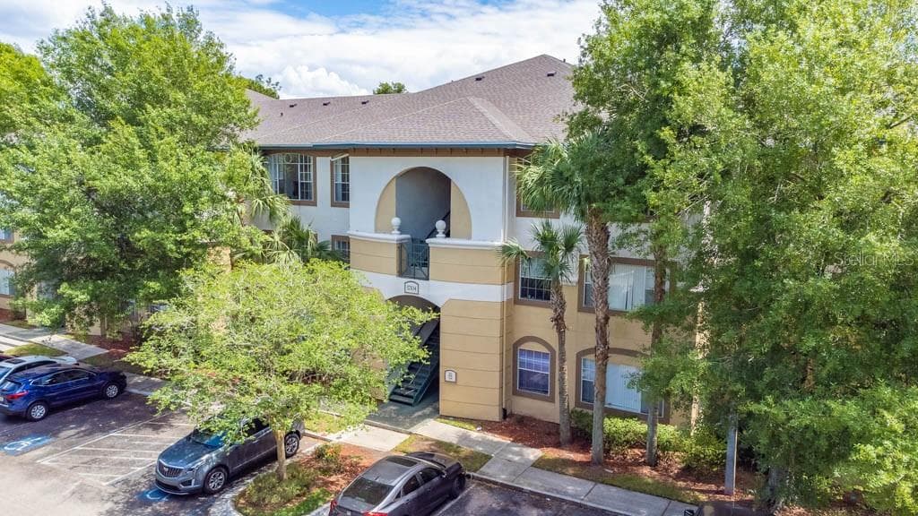 17106 CARRINGTON PARK DRIVE UNIT 608 TAMPA, FL 33647