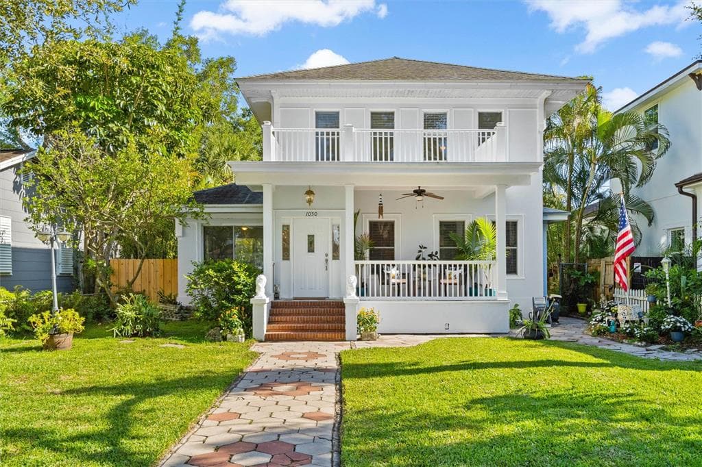 1050 19TH AVENUE N ST PETERSBURG, FL 33704