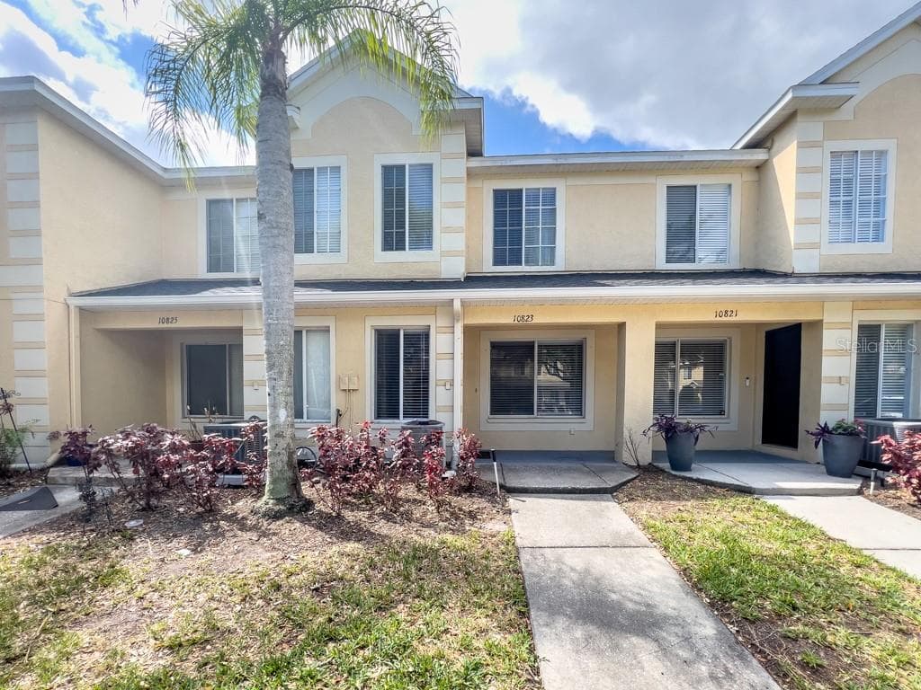 10823 BRICKSIDE COURT RIVERVIEW, FL 33579