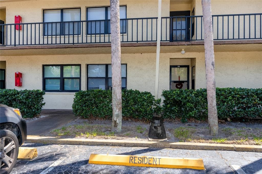 14130 ROSEMARY LANE UNIT 6117 LARGO, FL 33774
