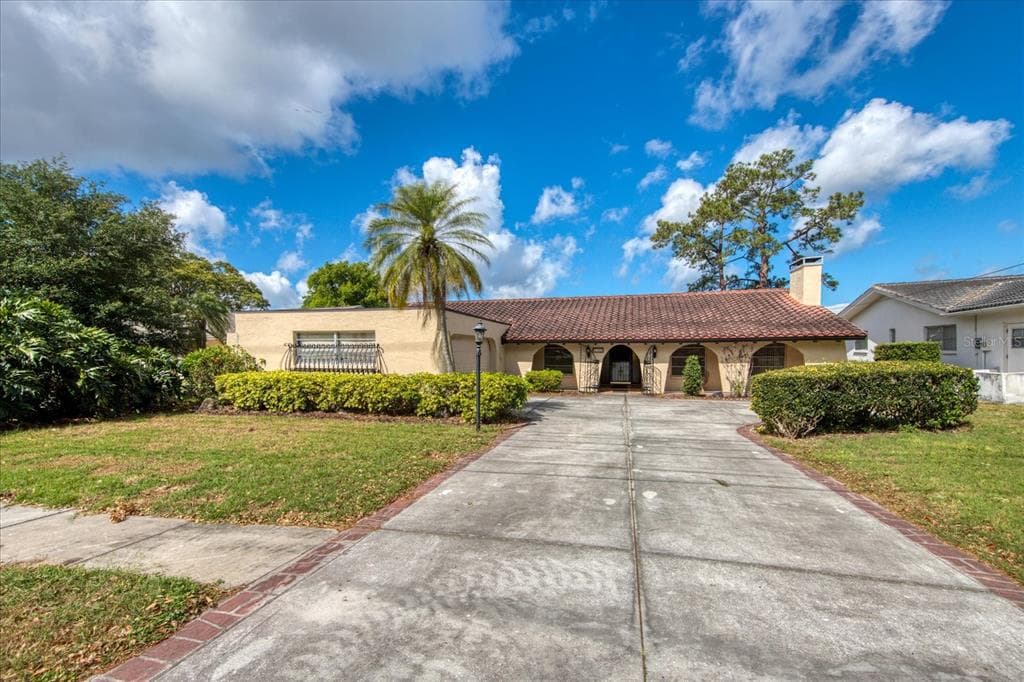 2122 BEECHER ROAD CLEARWATER, FL 33763