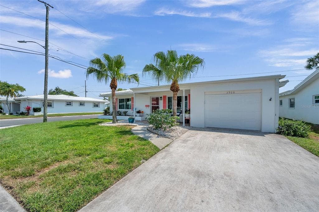 3900 101ST TERRACE N PINELLAS PARK, FL 33782