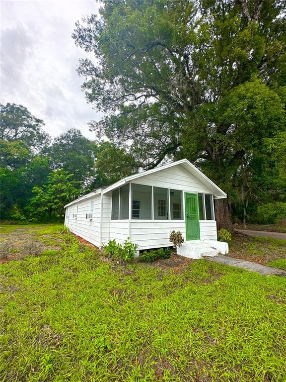 716 S STONE STREET DELAND, FL 32720