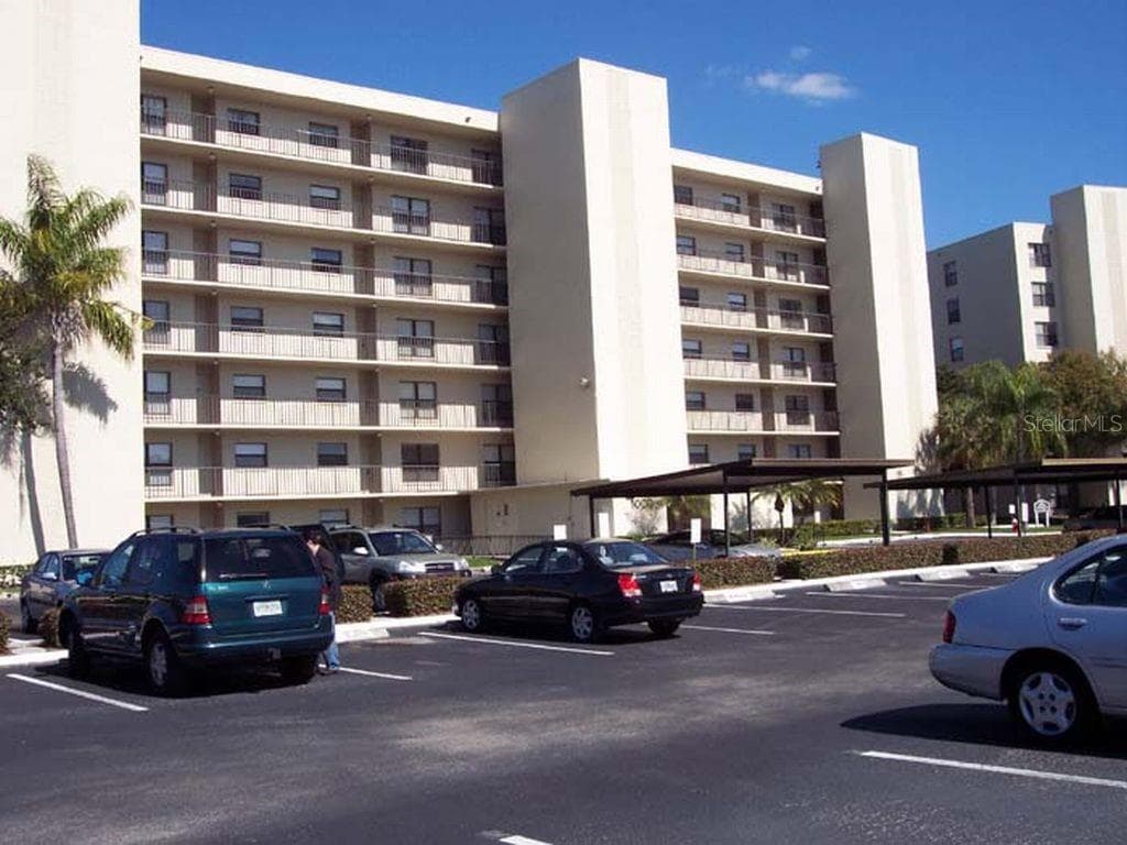 1000 COVE CAY DRIVE UNIT 7C CLEARWATER, FL 33760