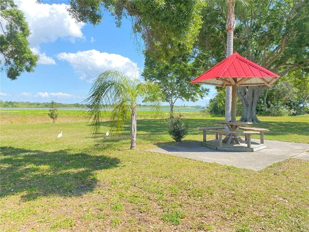 12651 SEMINOLE BOULEVARD UNIT 19E LARGO, FL 33778