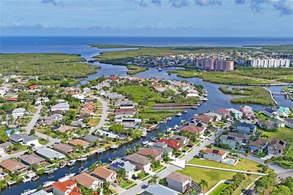 5501 JOBETH DRIVE NEW PORT RICHEY, FL 34652