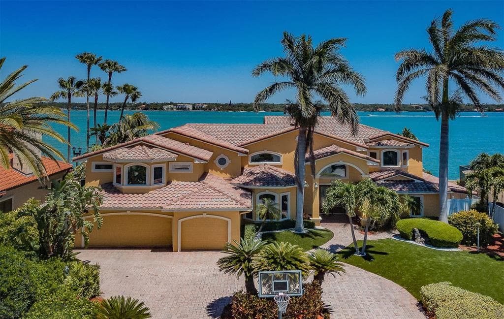 850 119TH AVENUE TREASURE ISLAND, FL 33706