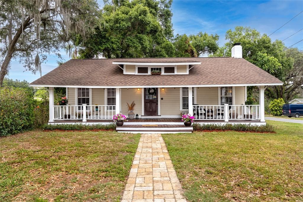 1812 PINE STREET VALRICO, FL 33594