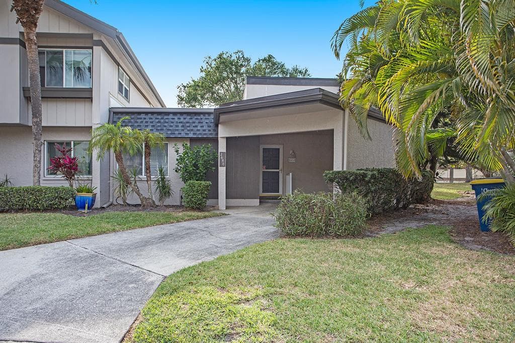 2650 BARKSDALE COURT CLEARWATER, FL 33761
