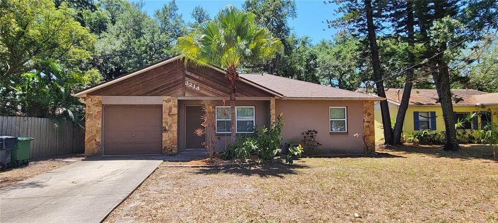 3214 W VAN BUREN DRIVE TAMPA, FL 33611