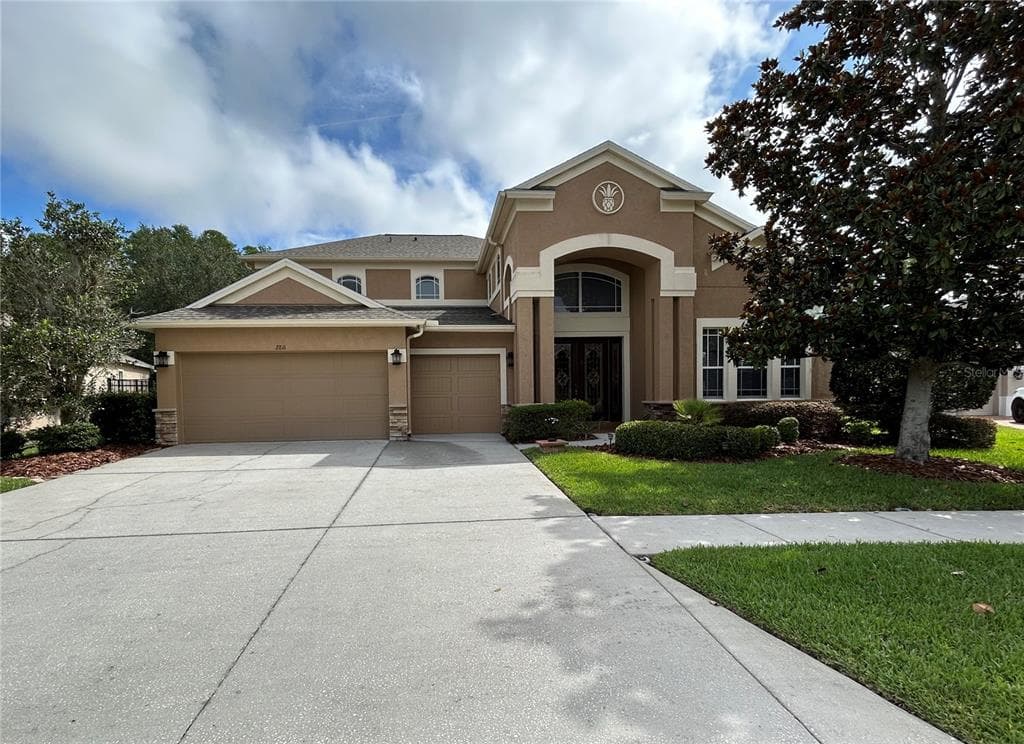 8816 CRYSTAL CREEK COURT LAND O LAKES, FL 34638