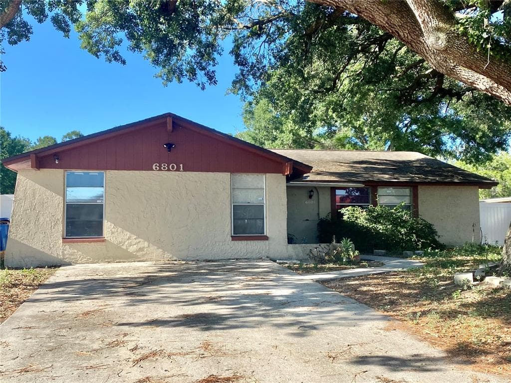 6801 FOUNTAIN AVENUE TAMPA, FL 33634