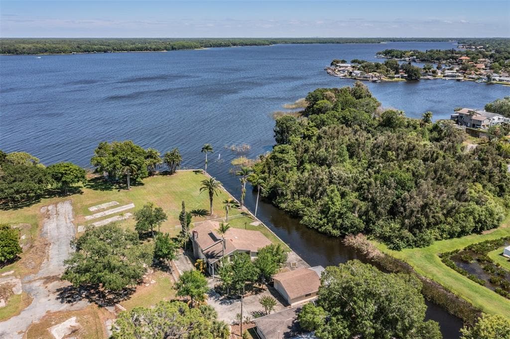 2620 TRENT ROAD PALM HARBOR, FL 34684