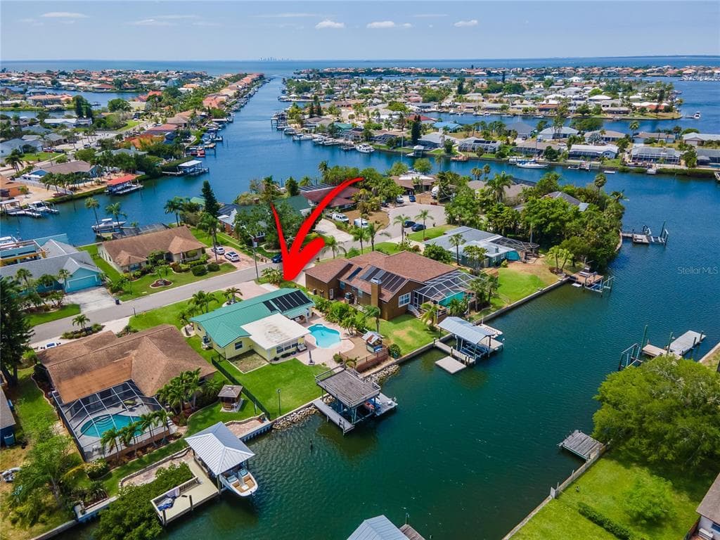 759 KINGSTON COURT APOLLO BEACH, FL 33572