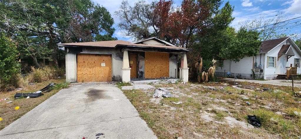 5012 E 32ND AVENUE TAMPA, FL 33619