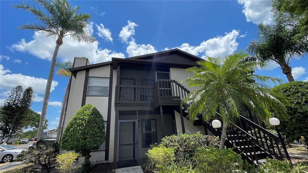 3763 59TH AVENUE W BRADENTON, FL 34210