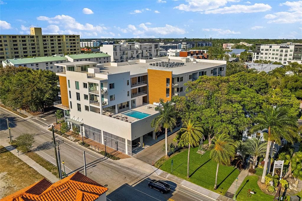 332 COCOANUT AVENUE UNIT 507 SARASOTA, FL 34236