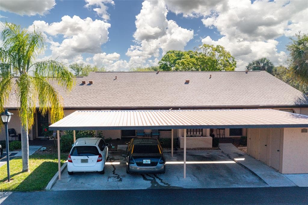 2808 60TH AVE W UNIT 305 BRADENTON, FL 34207