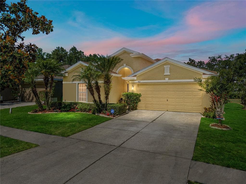 3011 GEM LUSTER COURT VALRICO, FL 33594