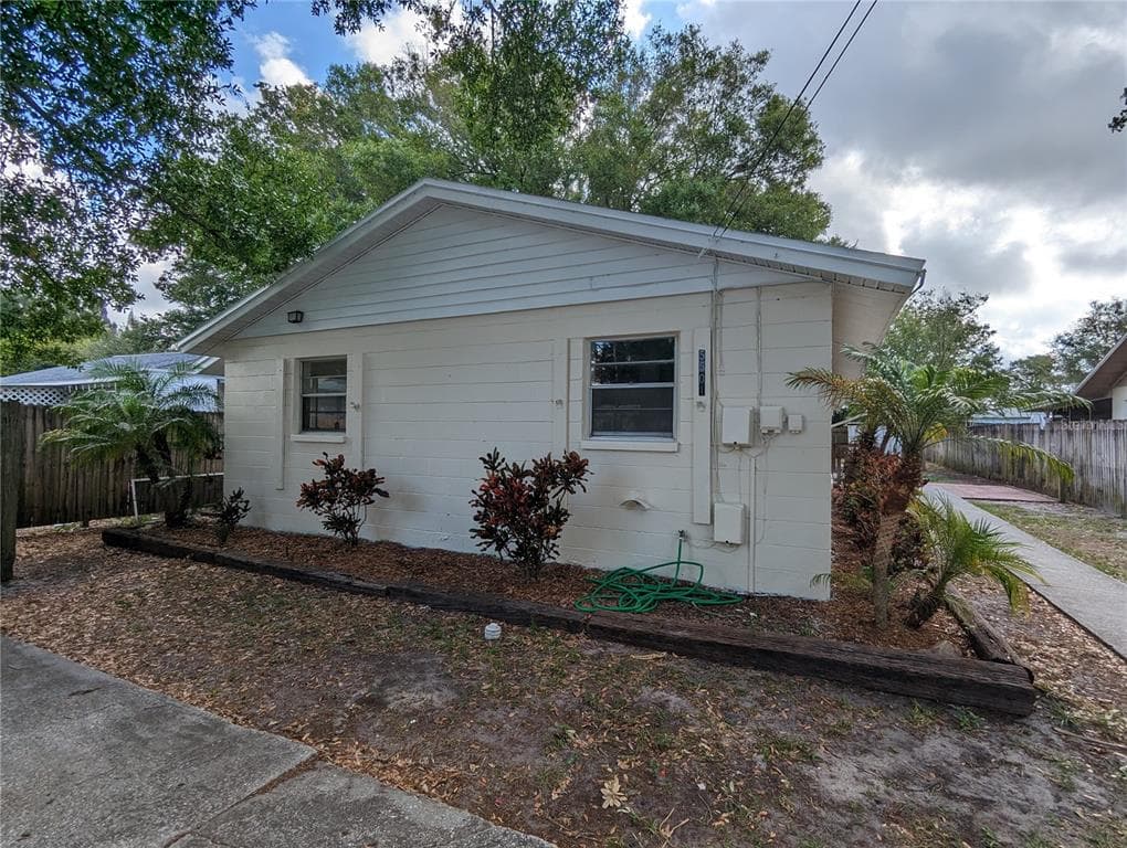 5501 60TH WAY N ST PETERSBURG, FL 33709