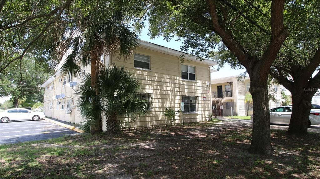3433 3RD AVENUE S UNIT 9 ST PETERSBURG, FL 33711