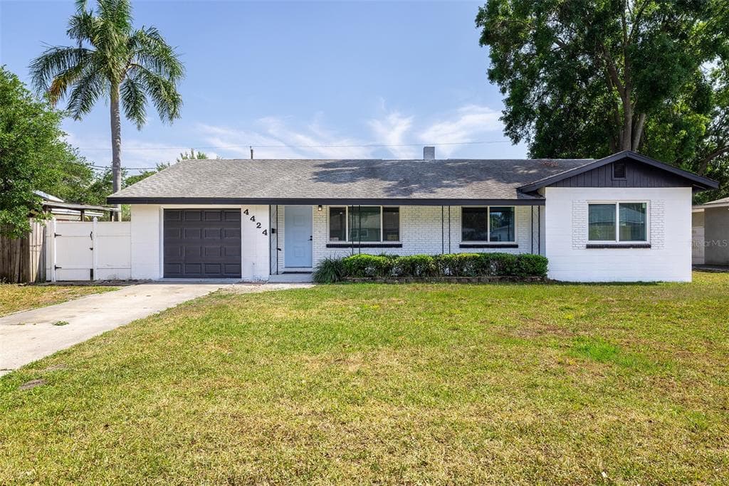 4424 W BAY COURT AVENUE TAMPA, FL 33611