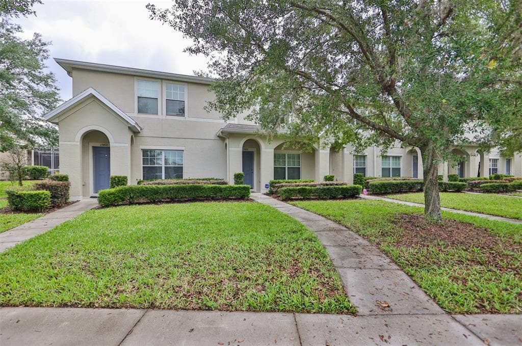 15812 FISHHAWK VIEW DRIVE LITHIA, FL 33547