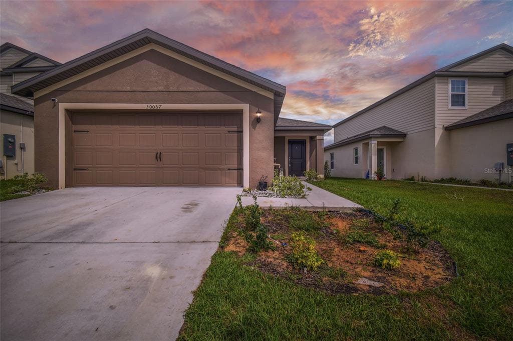 30067 FEDORA CIRCLE BROOKSVILLE, FL 34602
