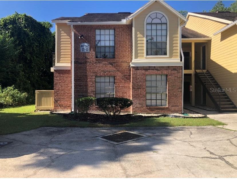 8752 MALLARD RESERVE DRIVE UNIT 101 TAMPA, FL 33614
