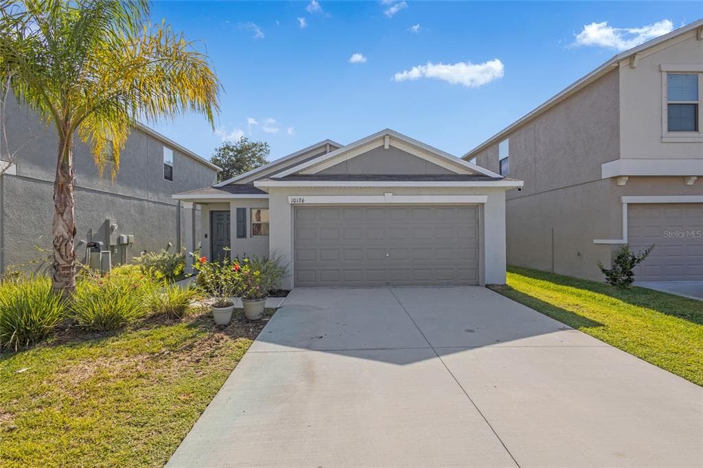 10126 GOLDEN WONDER LANE RIVERVIEW, FL 33578