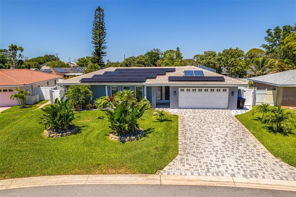 2173 67TH AVENUE S ST PETERSBURG, FL 33712