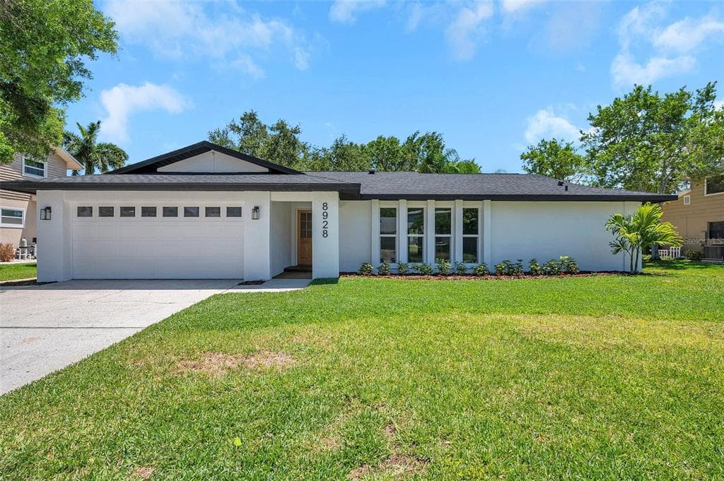 8928 BAYWOOD PARK DRIVE SEMINOLE, FL 33777