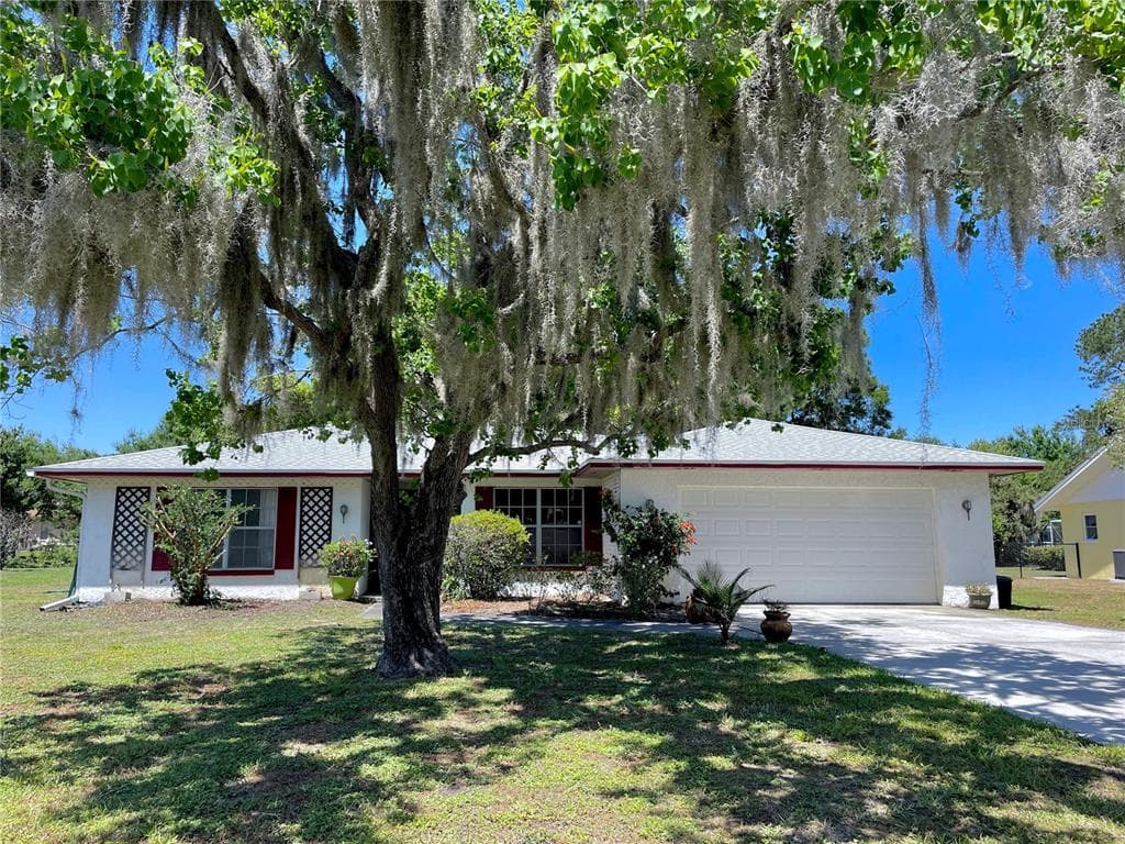 22475 SOUTHSHORE DRIVE LAND O LAKES, FL 34639