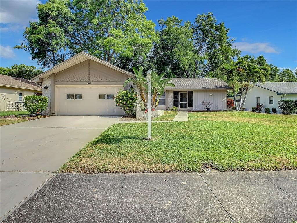 3221 E DORCHESTER DRIVE PALM HARBOR, FL 34684