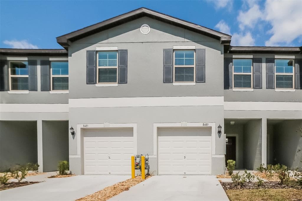 8489 DRUID OAKS LANE NEW PORT RICHEY, FL 34655