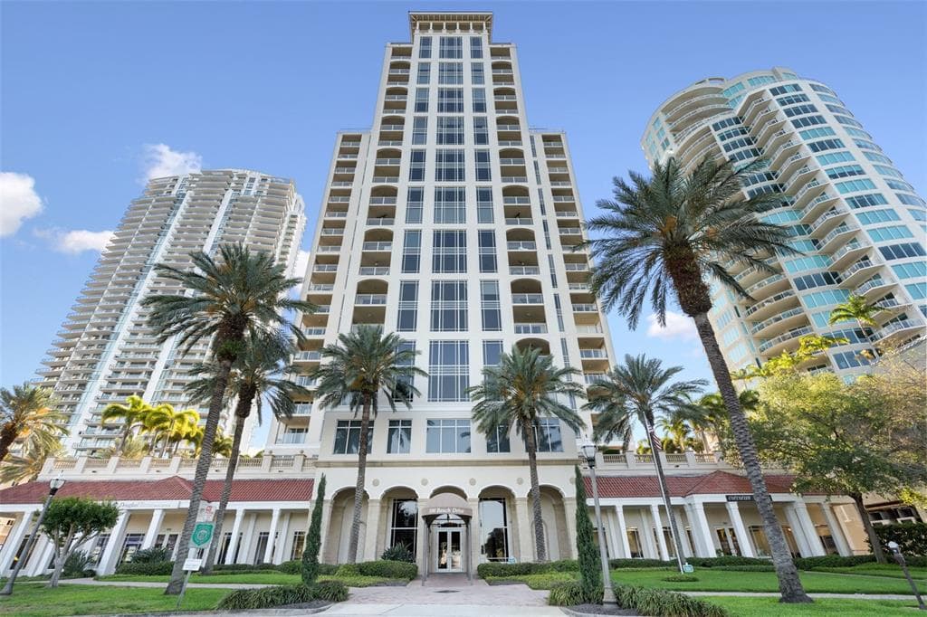 100 BEACH DRIVE NE UNIT 401 ST PETERSBURG, FL 33701