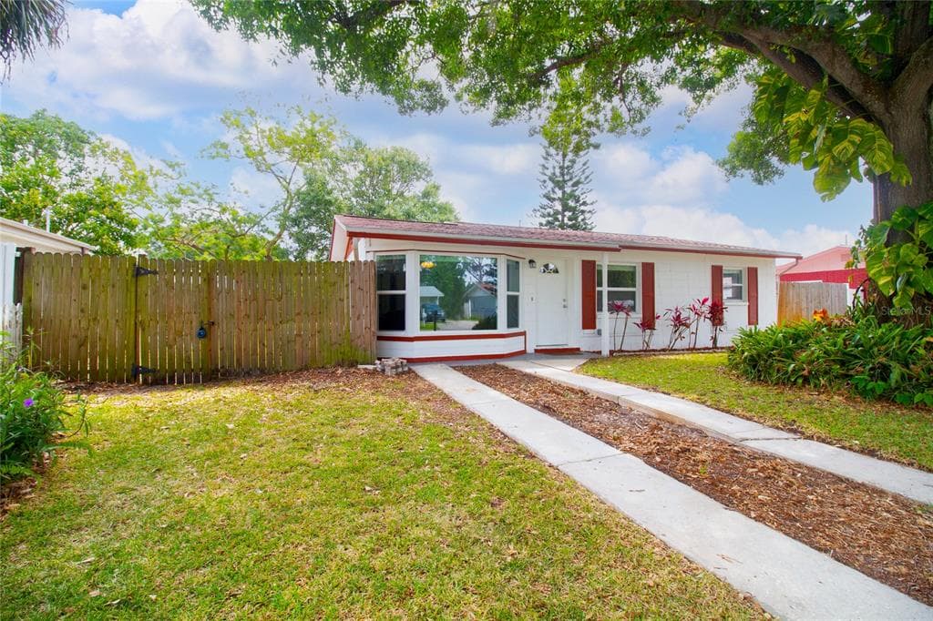 9195 53RD WAY N