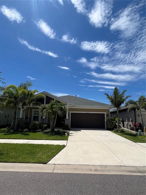 5830 SILVER SUN DRIVE APOLLO BEACH, FL 33572