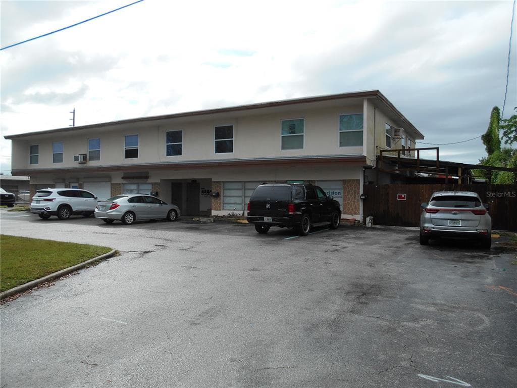 2400 25TH STREET N UNIT 248 ST PETERSBURG, FL 33713