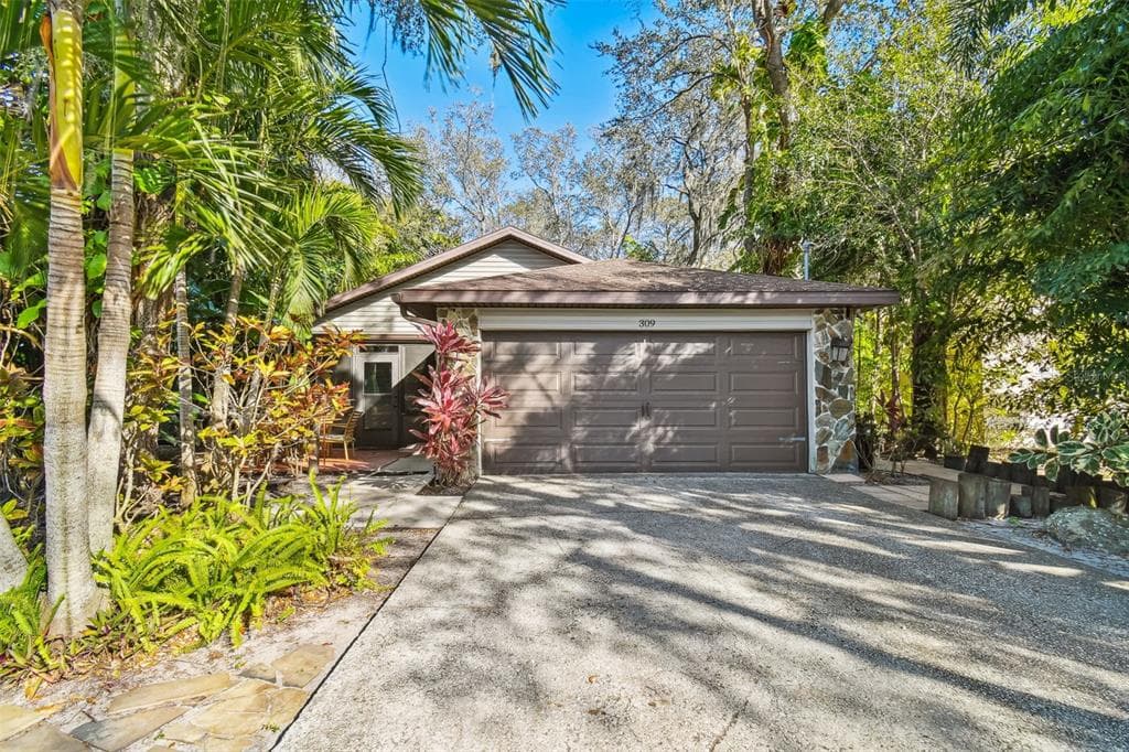 309 OAKWOOD BOULEVARD OLDSMAR, FL 34677