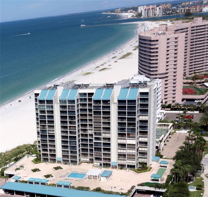 1390 GULF BOULEVARD UNIT PH1 CLEARWATER, FL 33767